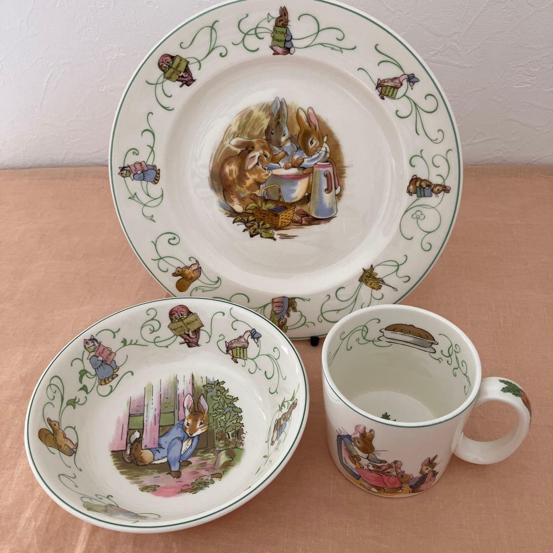 ウエッジウッド ピーターラビット　グリーンライン　マグカップ　プレート