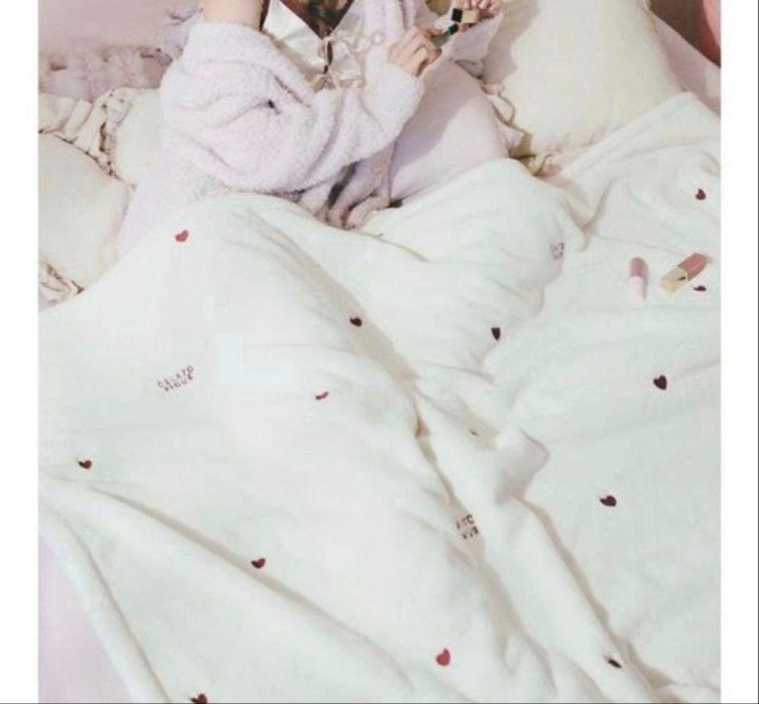 ジェラートピケ【Sleep】ハートロゴちび刺繍 毛布