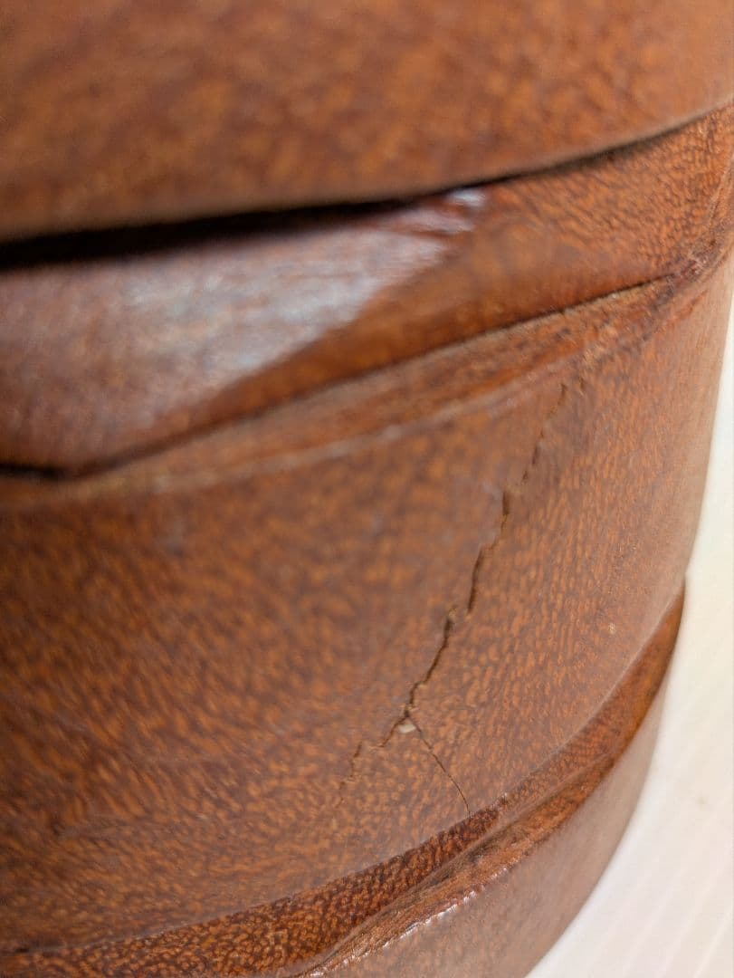 現状渡し　ジャンベ　31cm　皮破れ有り　ケース付き