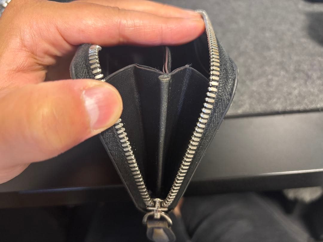 ベルルッティ 限定色　ワパ　スクリットレザー　ジップ付きケース