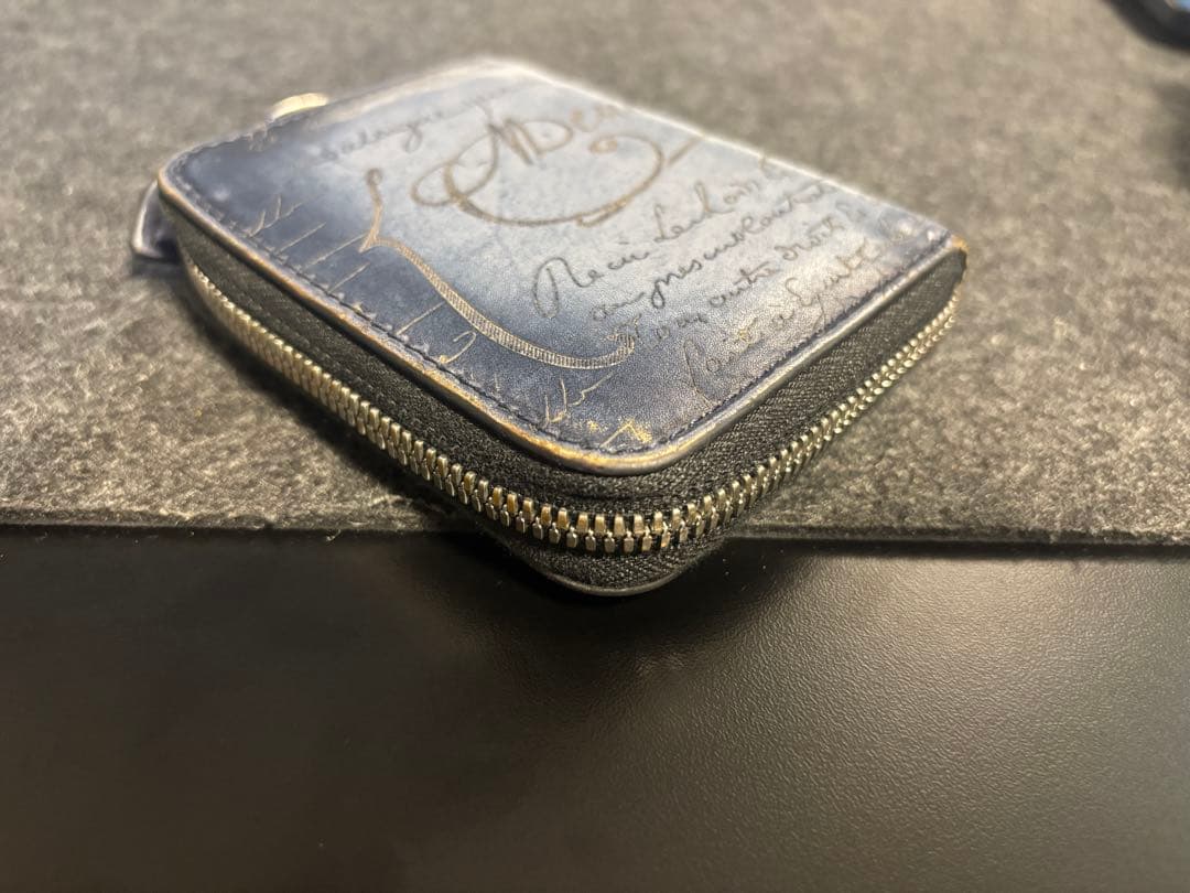 ベルルッティ 限定色　ワパ　スクリットレザー　ジップ付きケース