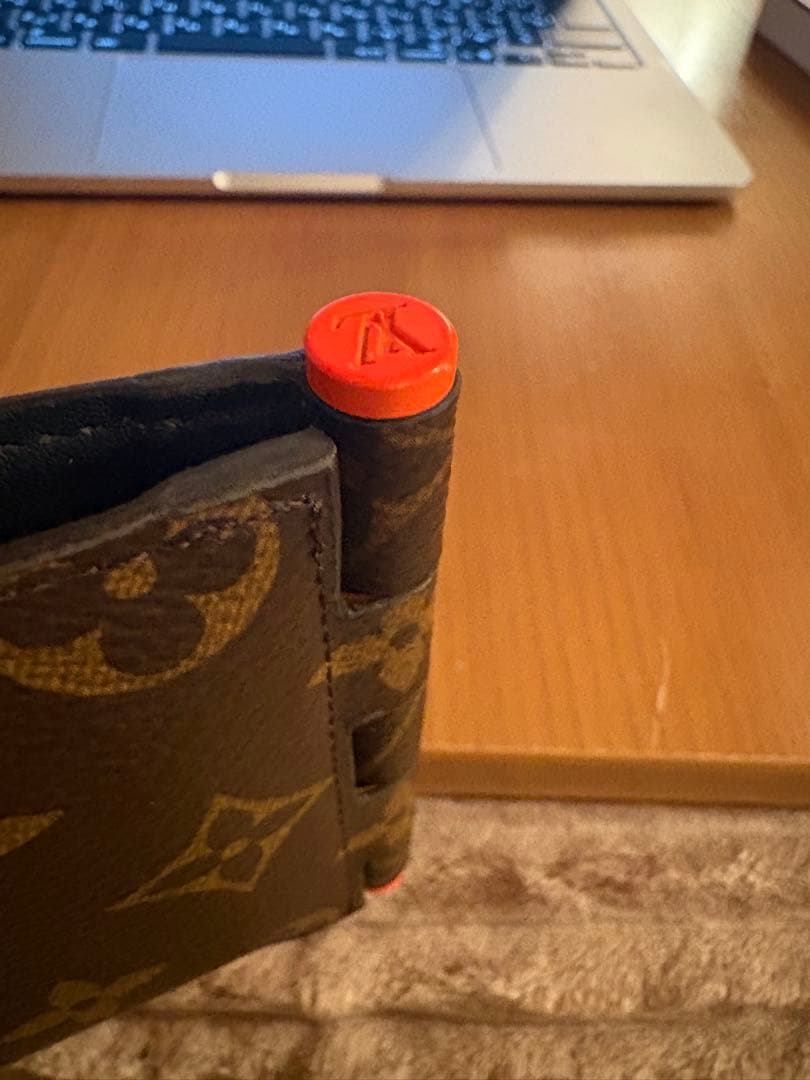 LouisVuitton Virgil abloh ヒンジ　折り財布