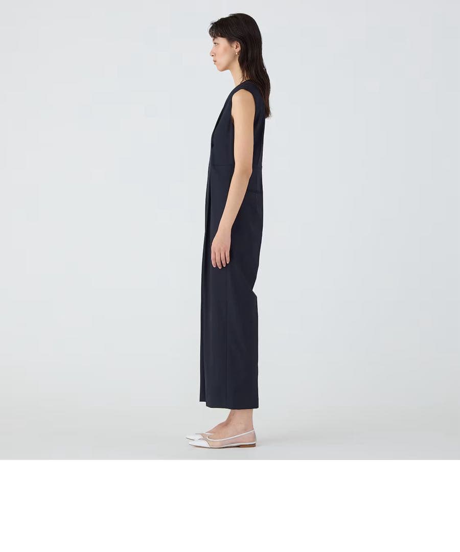 新品未使用_シャイニーシャーク タックオールインワン 36(ウール＆シルク)