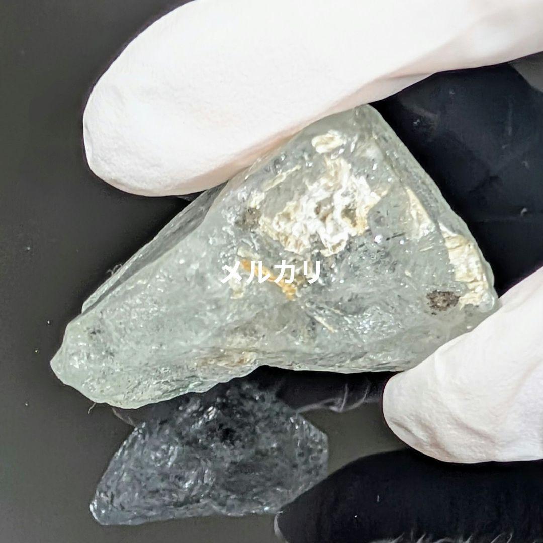 アクアマリン（淡水色）