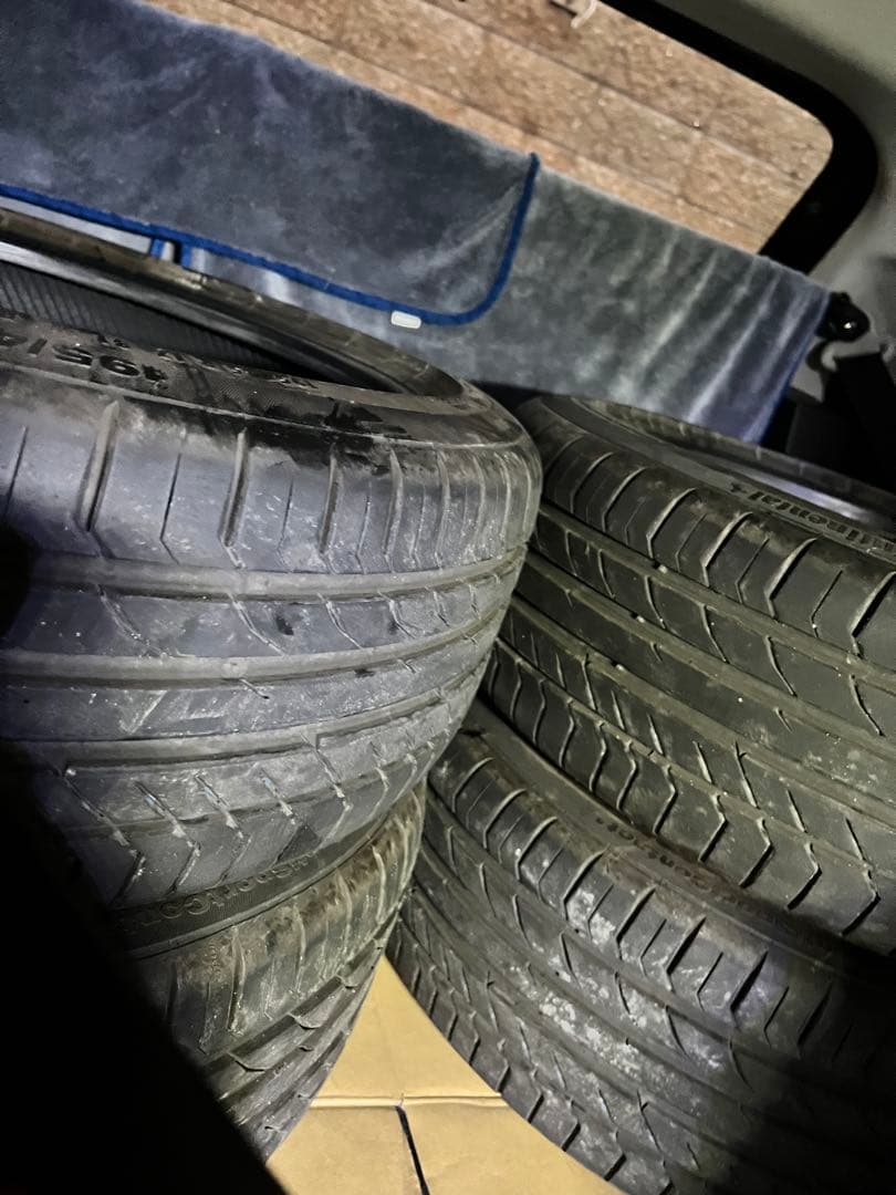 アクア　スイスポ　195/45R17 コンチネンタル夏タイヤ