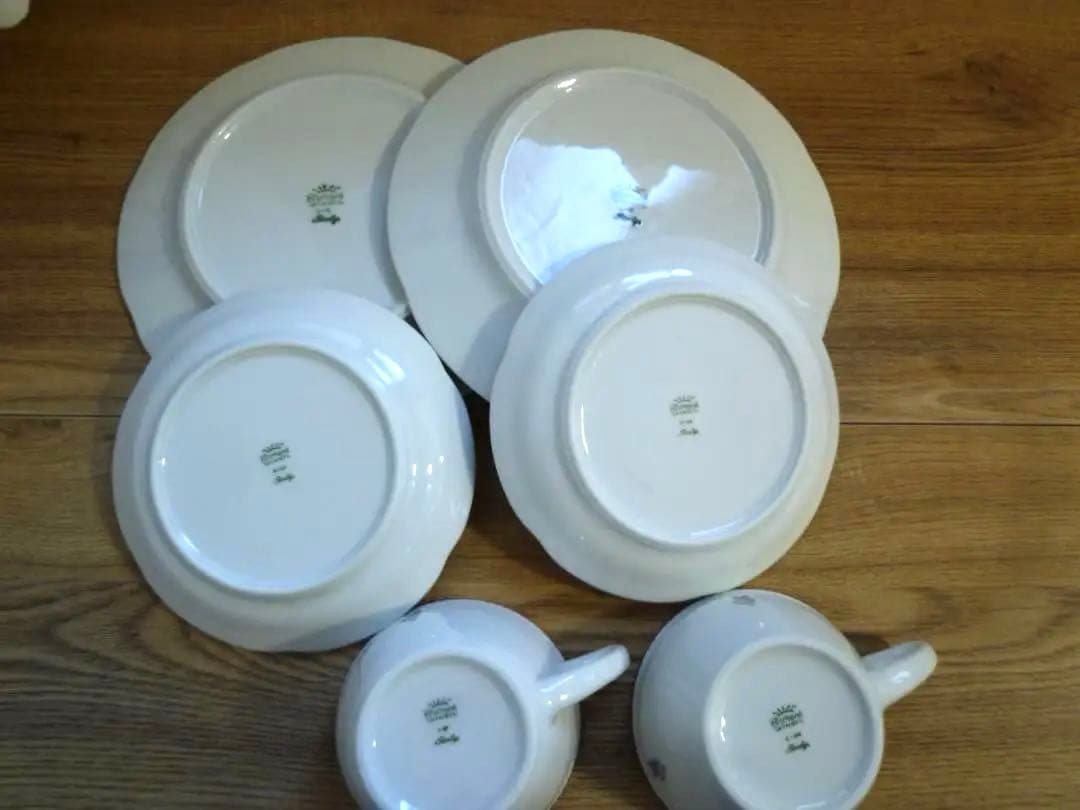 ジノリ ボンジョルノ ストロベリー カップ＆ソーサー トリオｘ2