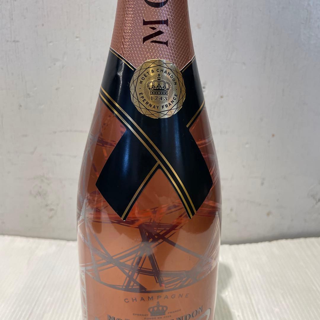 Moët & Chandon ロゼシャンパン 750ml