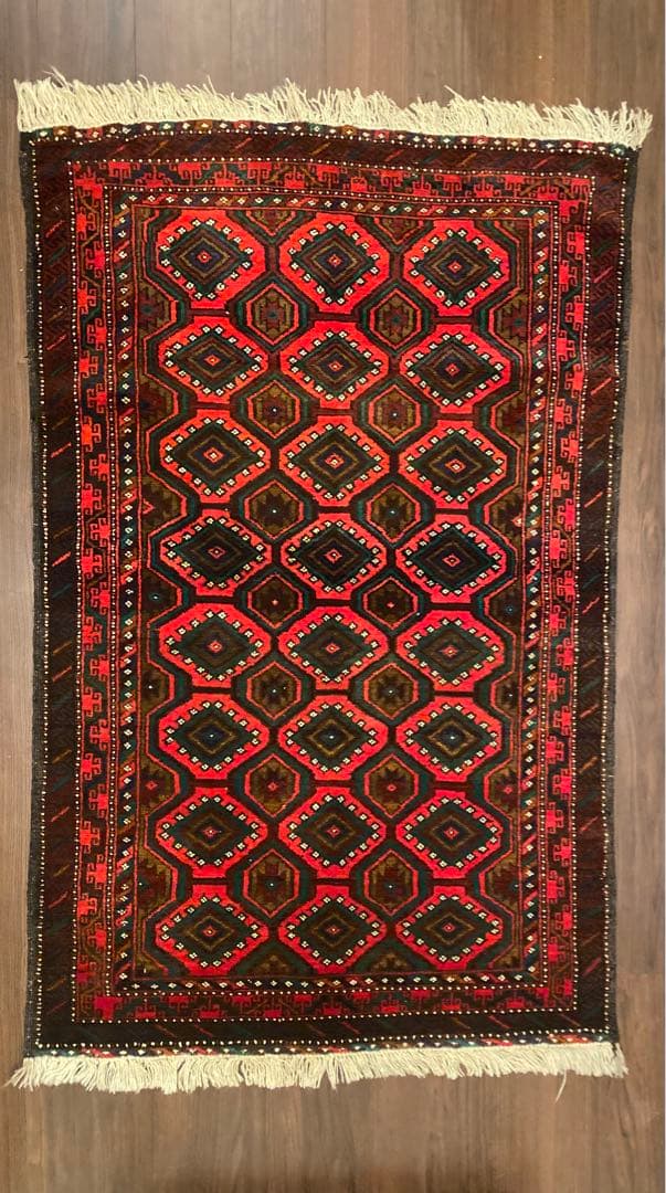 最上級・直輸入（ペルシャ）絨毯】