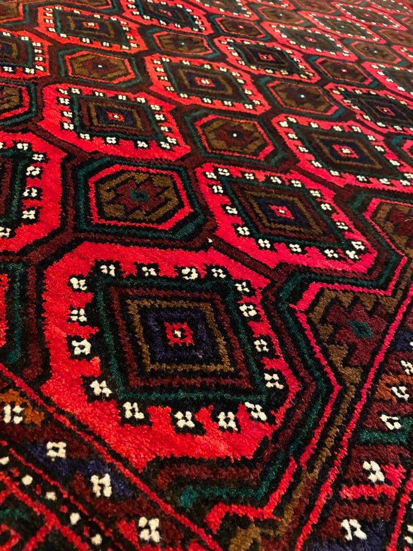 最上級・直輸入（ペルシャ）絨毯】