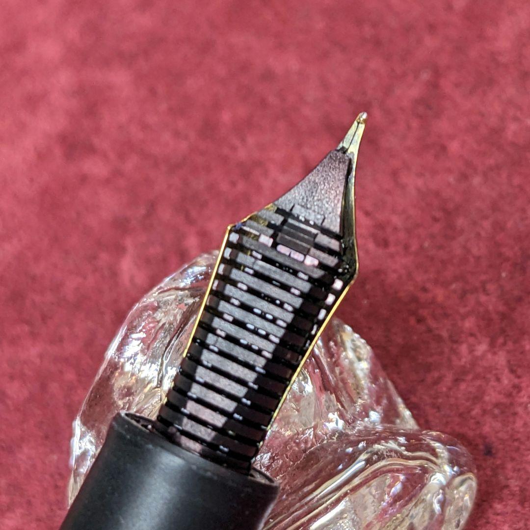 稀少マット梨地 SAILOR プロフィット21万年筆 黒/ゴールド 21K