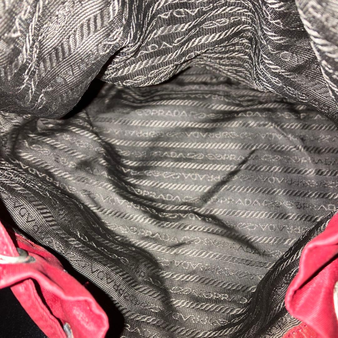 PRADA リュック　三角ロゴプレート　ワインレッド　正規店購入　ギャランティ付