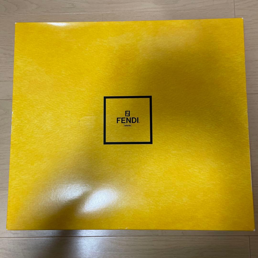 FENDI 羽毛肌掛け布団 ズッカ柄 ブラウン/ブラック