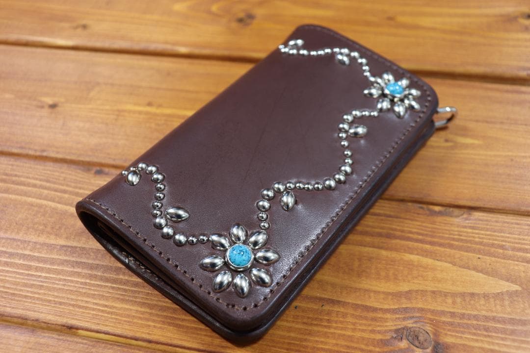 スタッズ ミドルウォレット 革色黒 糸色黒 ハトメ小判カン付き