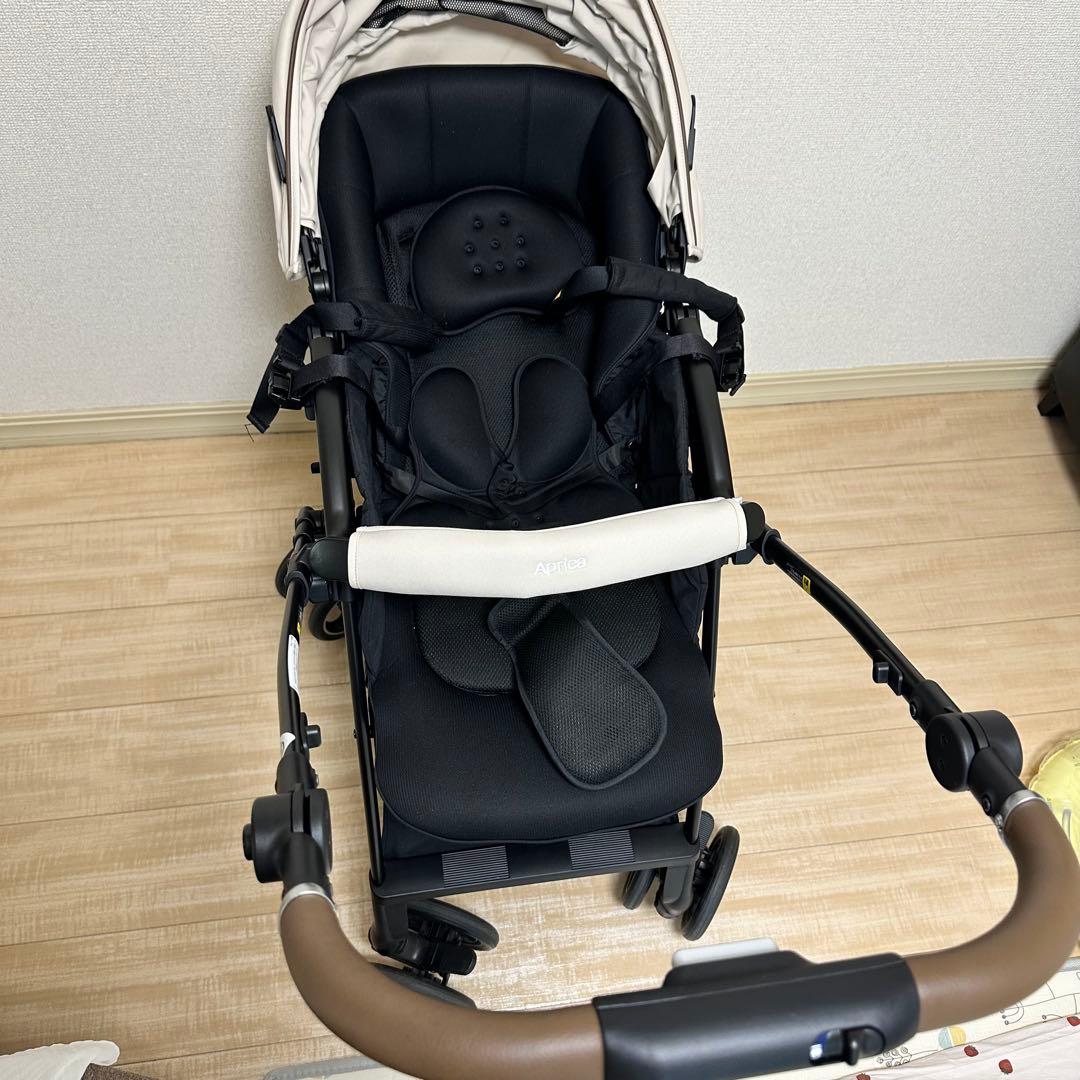 2025年アップリカ　ラクーナクッションフリープラスAD