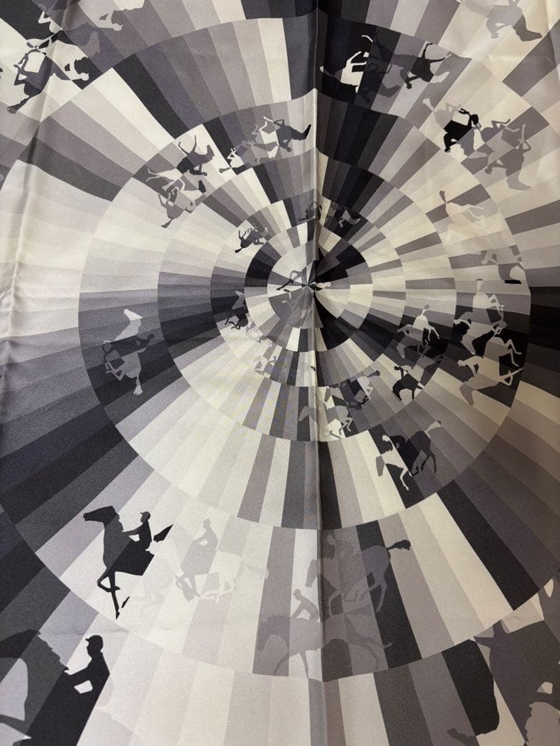 HERMES カレ90 クロマチックギャロップ