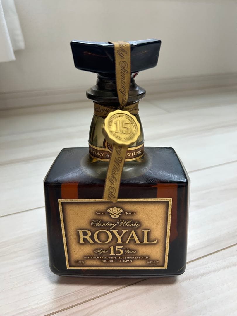 サントリー ローヤル 15年 ゴールドラベル suntory 