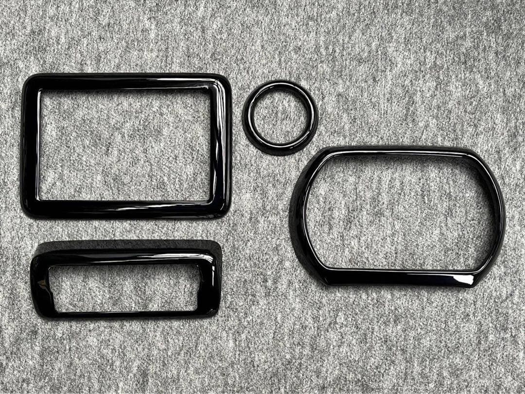 スペーシア　インテリアパネル　４点セット　ピアノブラック　スペーシアギア