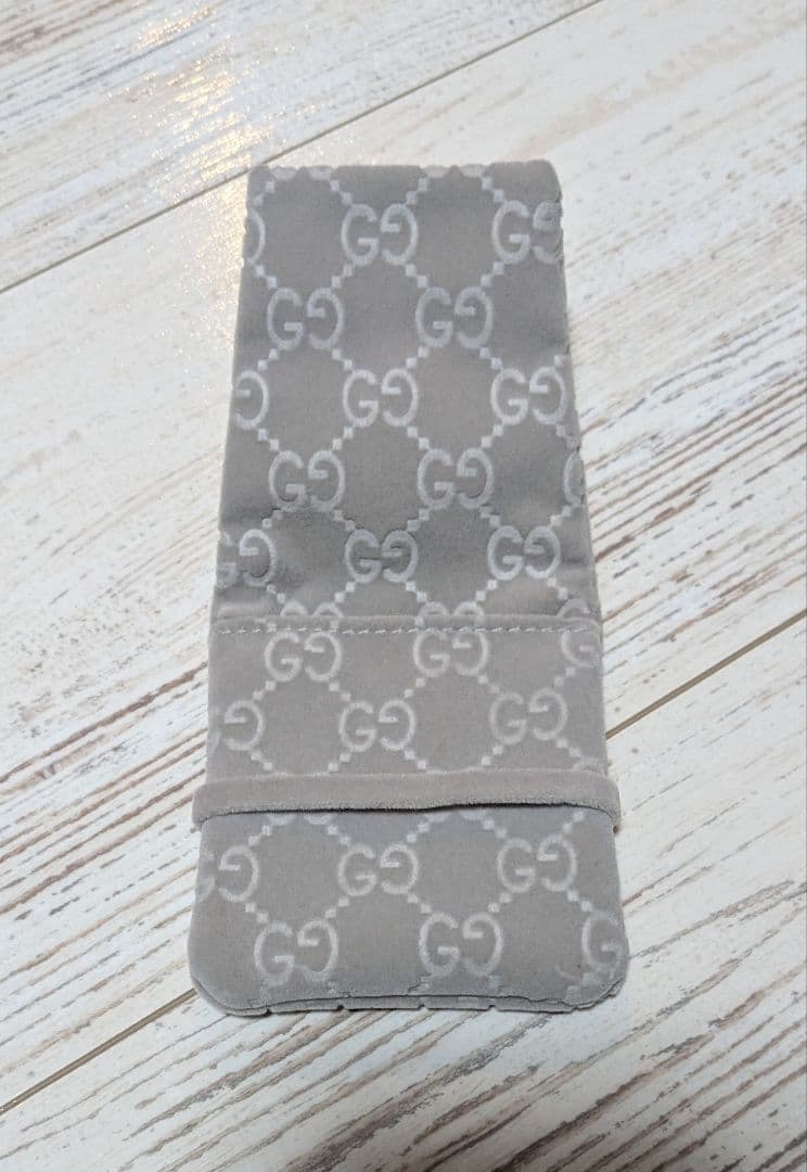 GUCCI 型ペンダントネックレス