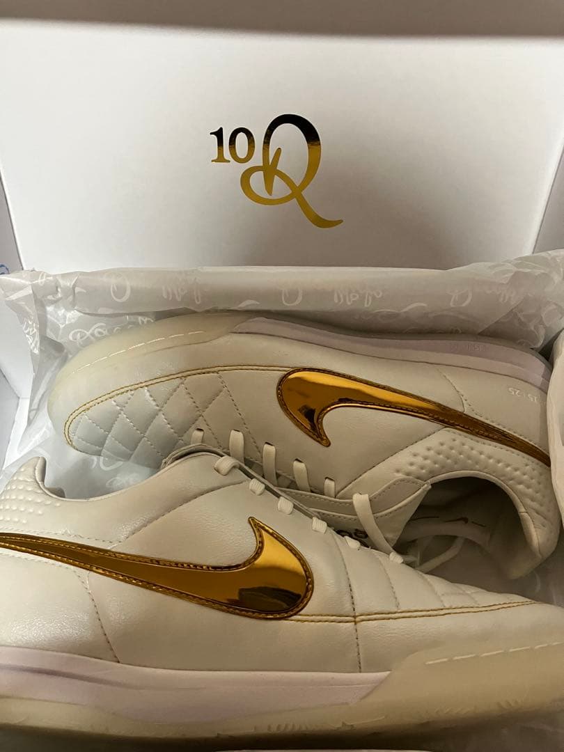 Ronaldinho × Nike Tiempo Legend 26cm