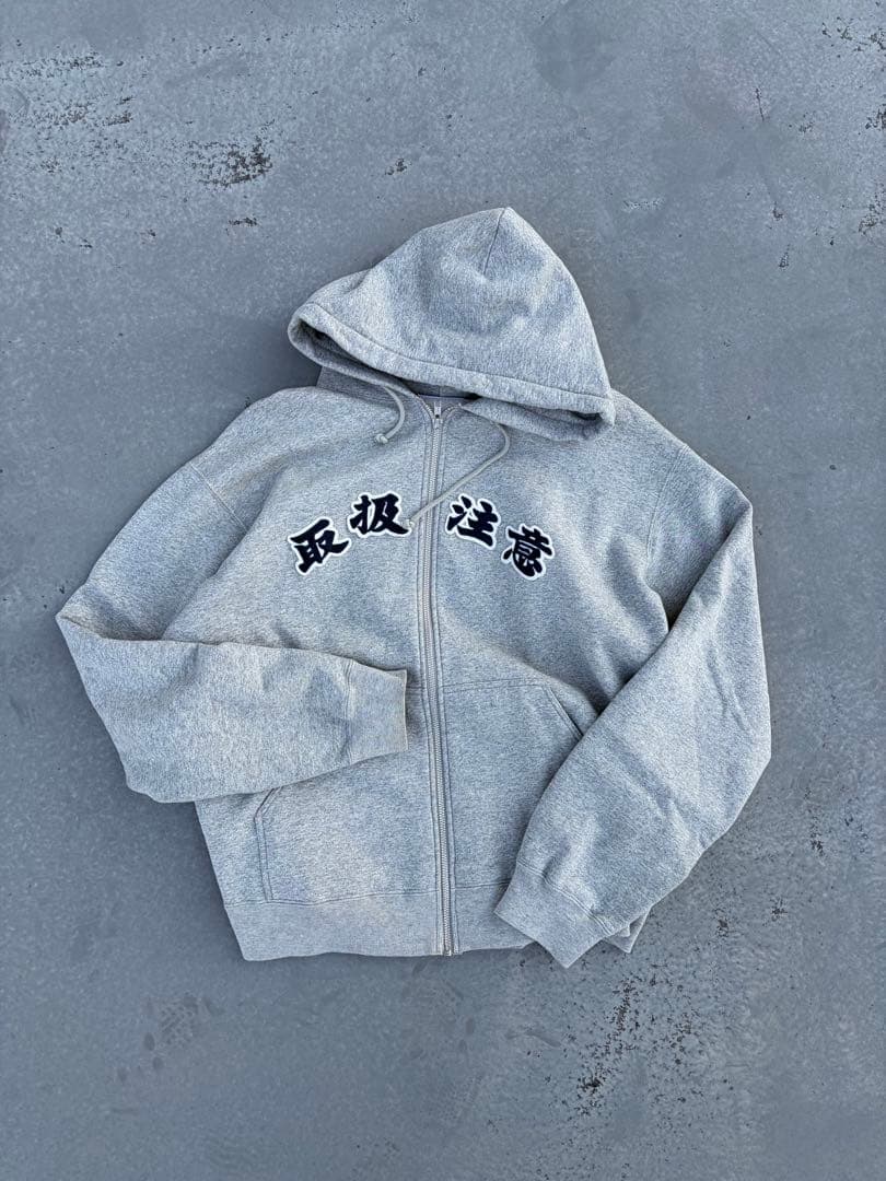 Black eye patch ZIPフーディー　取扱注意