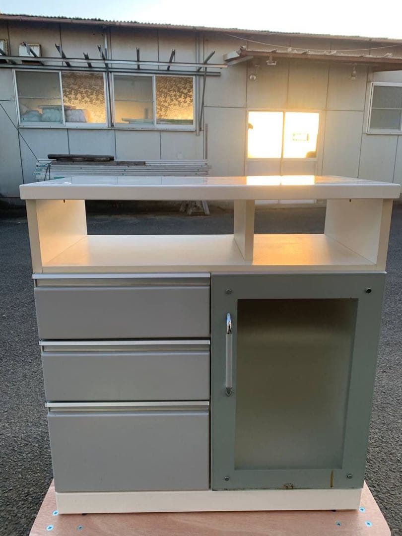 forign ♻️キッチンカウンター　食器棚