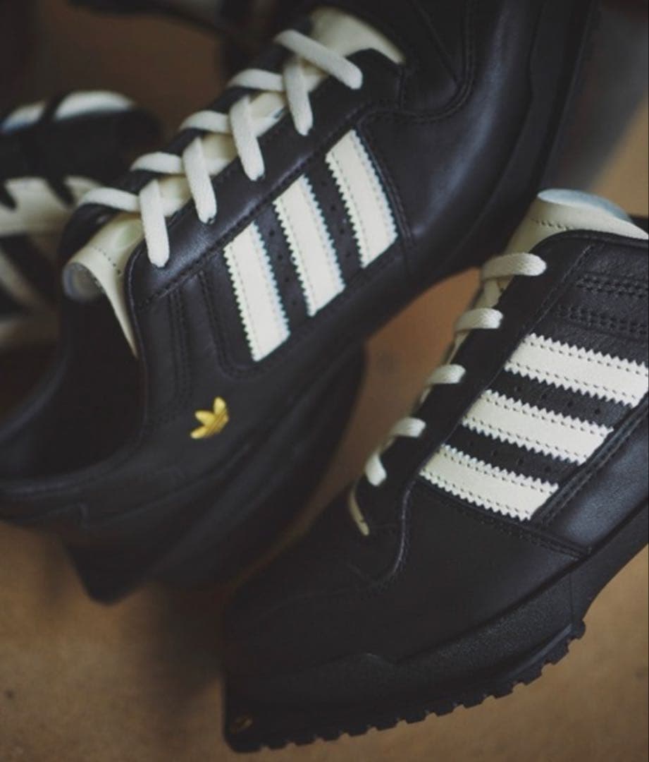 スニーカー FORUM SQ W JP9073 フォーラム キュビズム ブラック