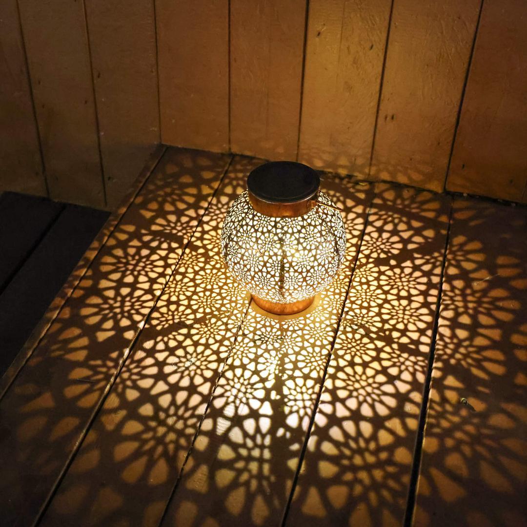 ソーラーランタン 屋外 防水 ソーラーライト ガーデンライト 夜間自動点灯