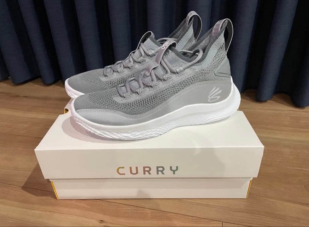 CURRY8 バスケットボールシューズ グレー　27cm