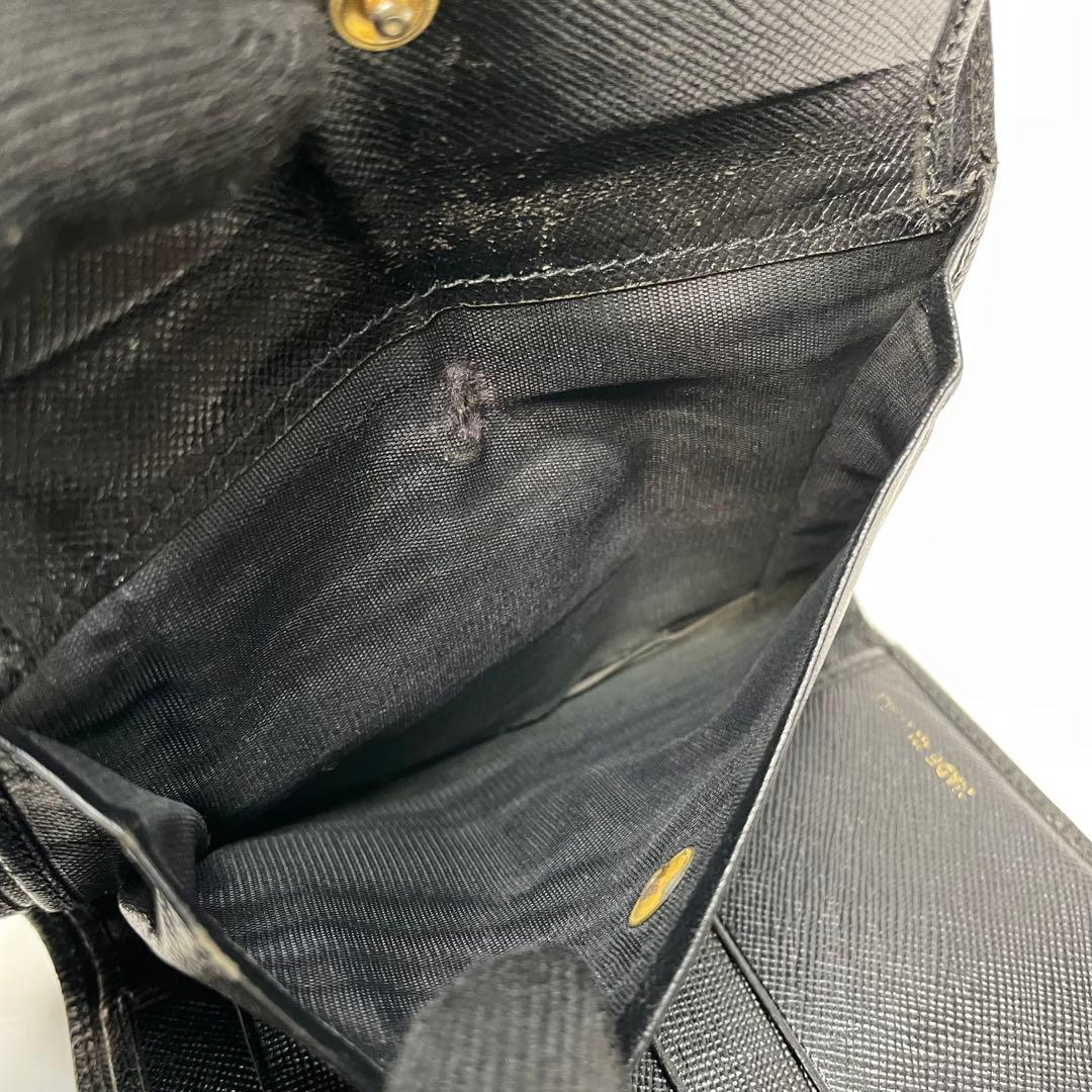 2866 PRADA プラダ 三つ折り財布 ブラック トライアングルロゴ