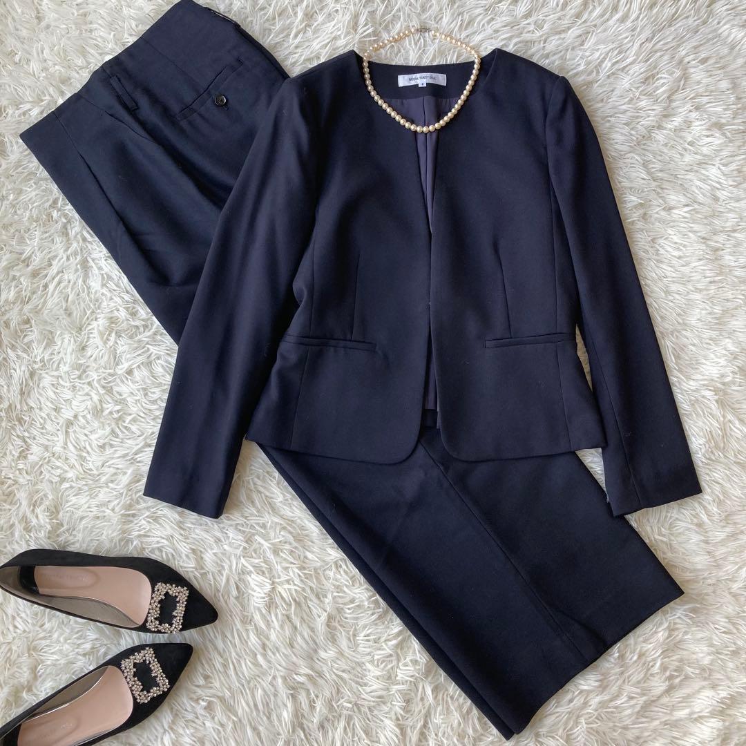 ナチュラルビューティベーシック ノーカラージャケットパンツセットアップ 濃紺 S