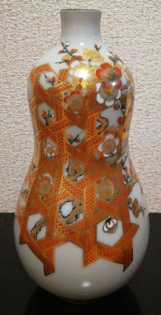 上出喜山作　九谷焼　極彩色　瓢型　梅絵文様　花入　共箱　共布　花瓶
