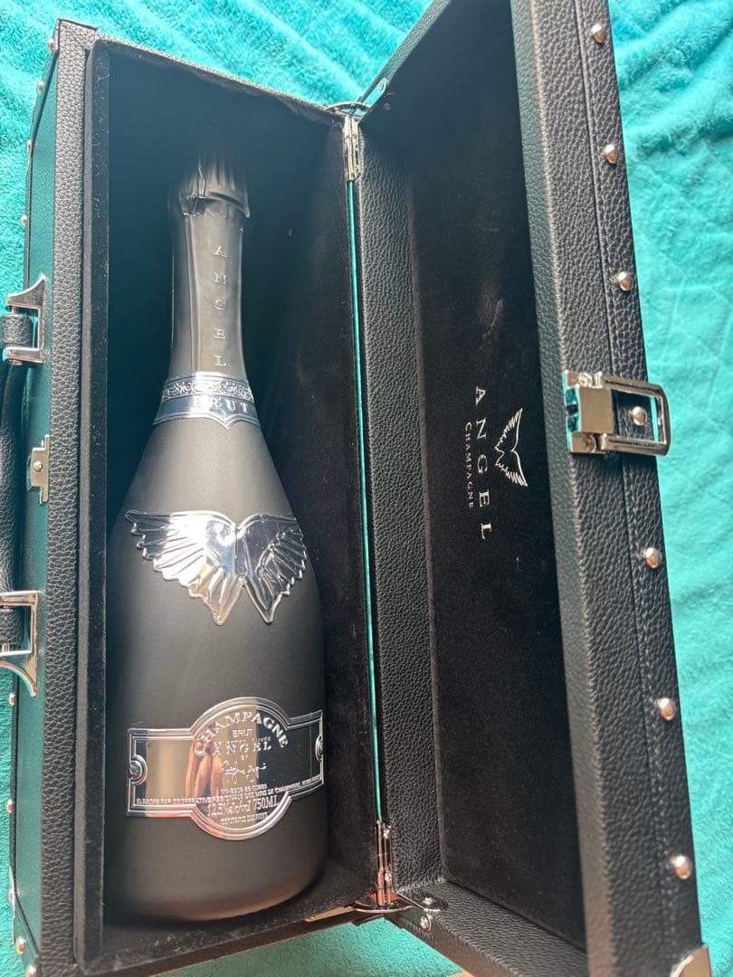 ANGEL CHAMPAGNE エンジェル シャンパン ブラック