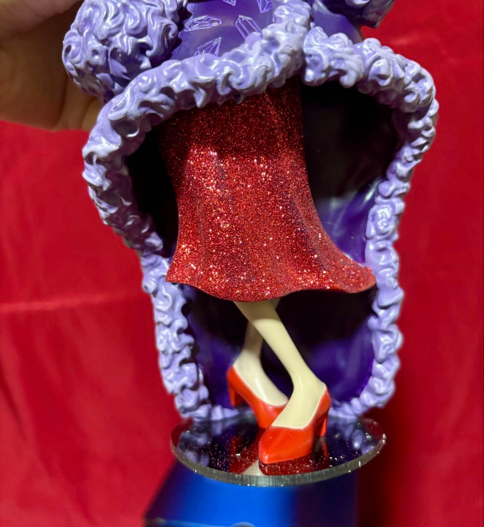 ショーケース　ビアンカの大冒険　ディズニー　ヴィランズ　マダムメデューサ　置物