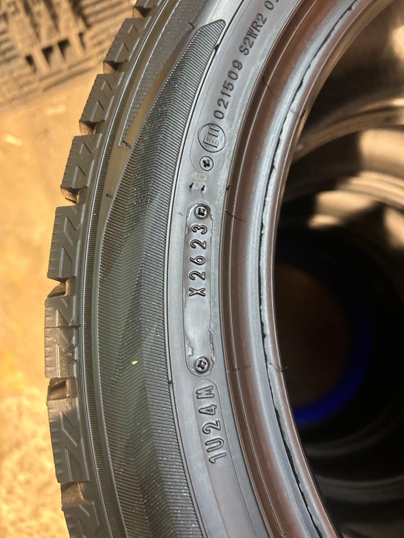215/50R17 COLOR STONES様