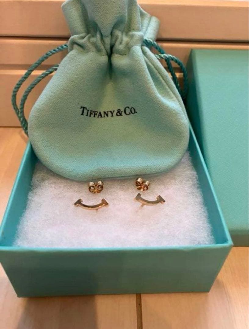 【美品】ティファニー　ティースマイル　ピアス