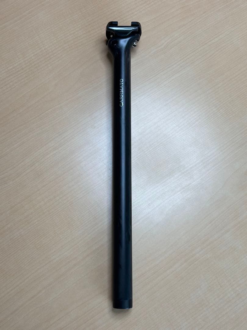 高剛性　CARRMATO ブラック シートポスト　カーボン