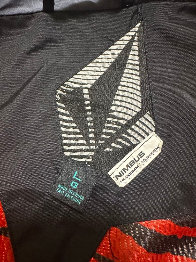VOLCOM 柄フード スノーボードウェア スキー