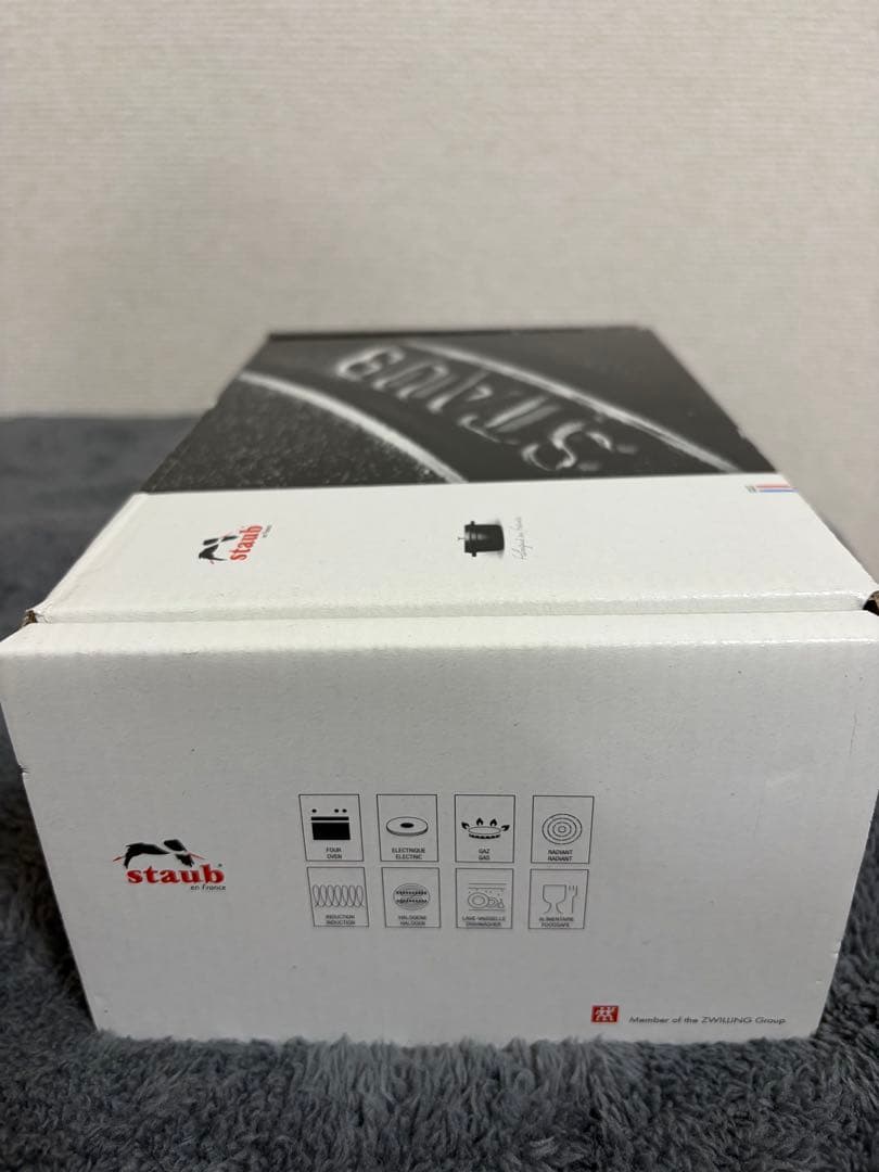 【新品・未使用】STAUB 両手鍋ピコ・ココット ラウンド チェリー 14cm