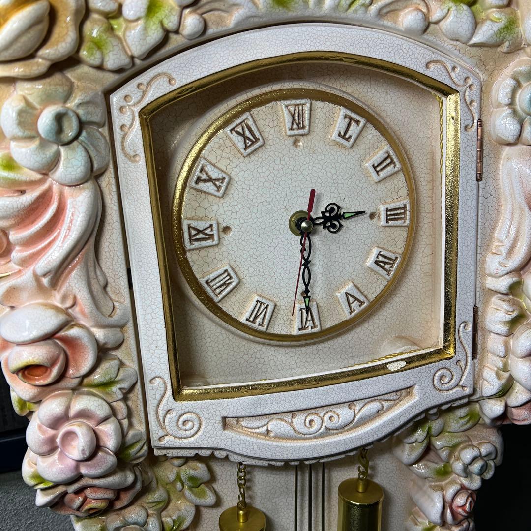 ロココ調ふりこ時計　壁掛け時計　高級