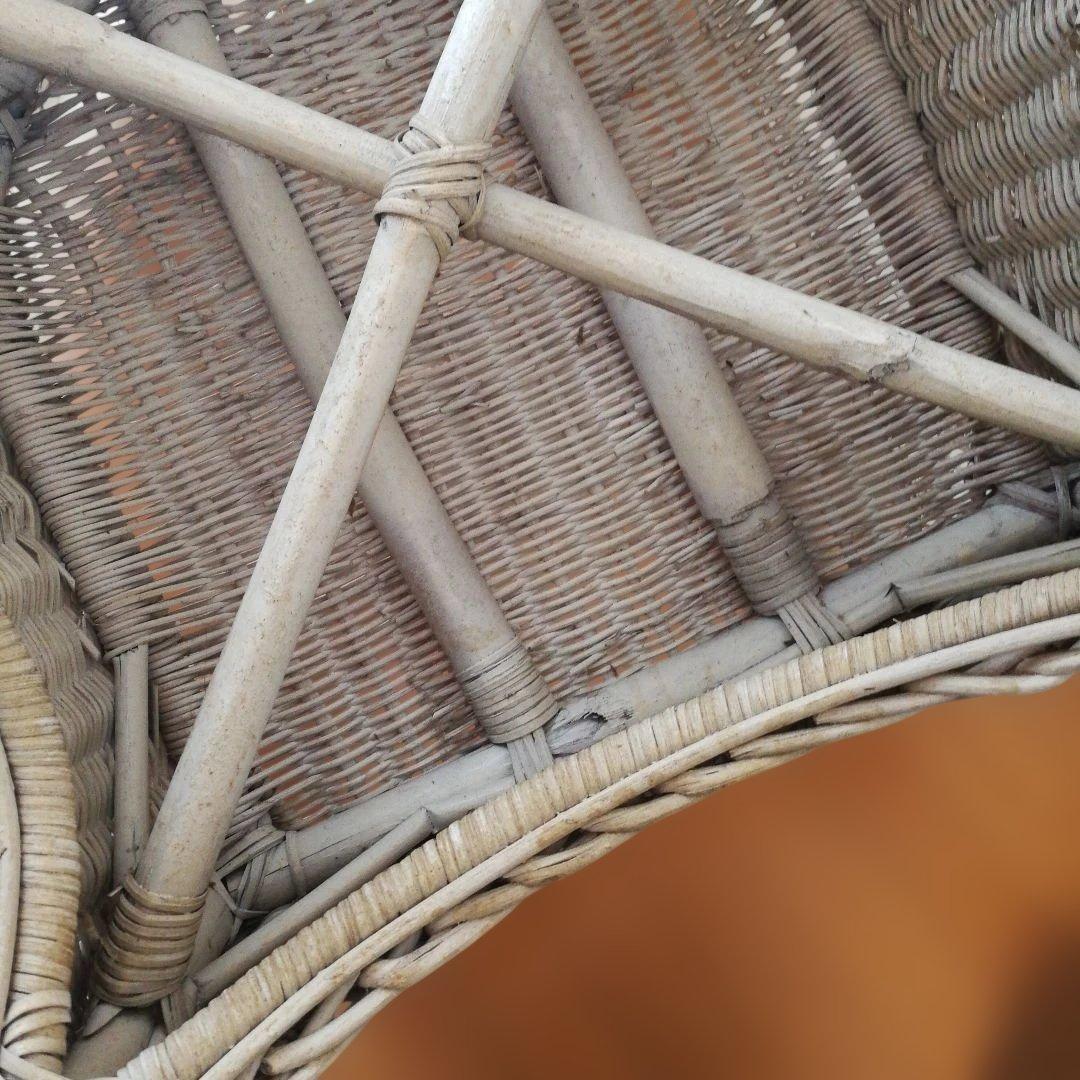 A ホワイトラタン編み込み椅子　籐家具