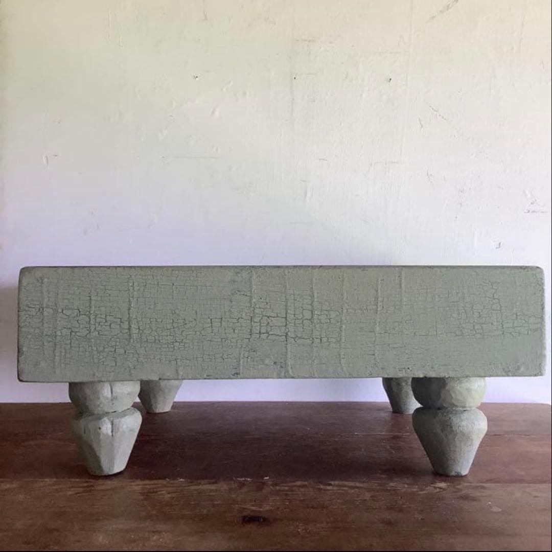 分厚い一枚板のアンティークテイスト・ミニテーブル　囲碁盤　サイドテーブル　古道具