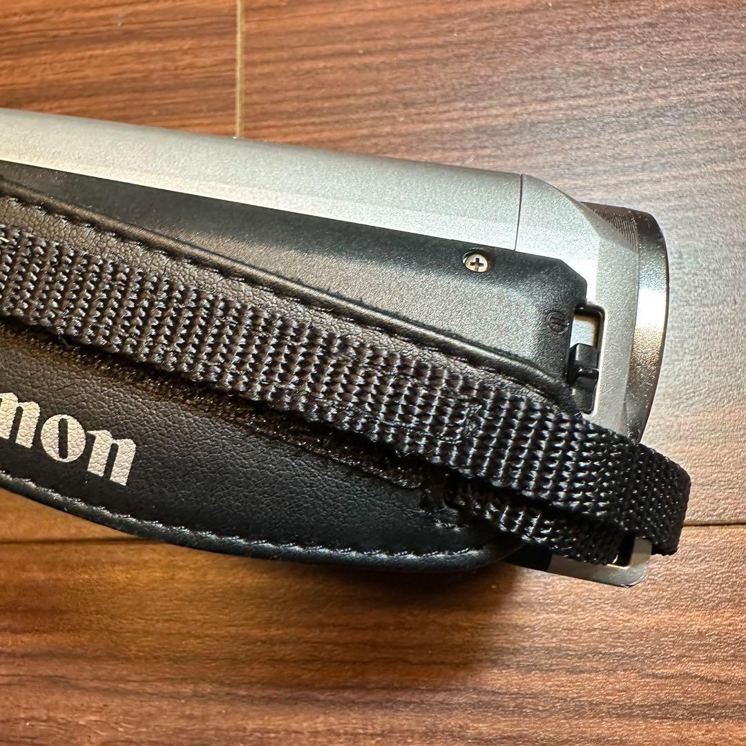 Canon iVIS HF R30 ビデオカメラ 2046