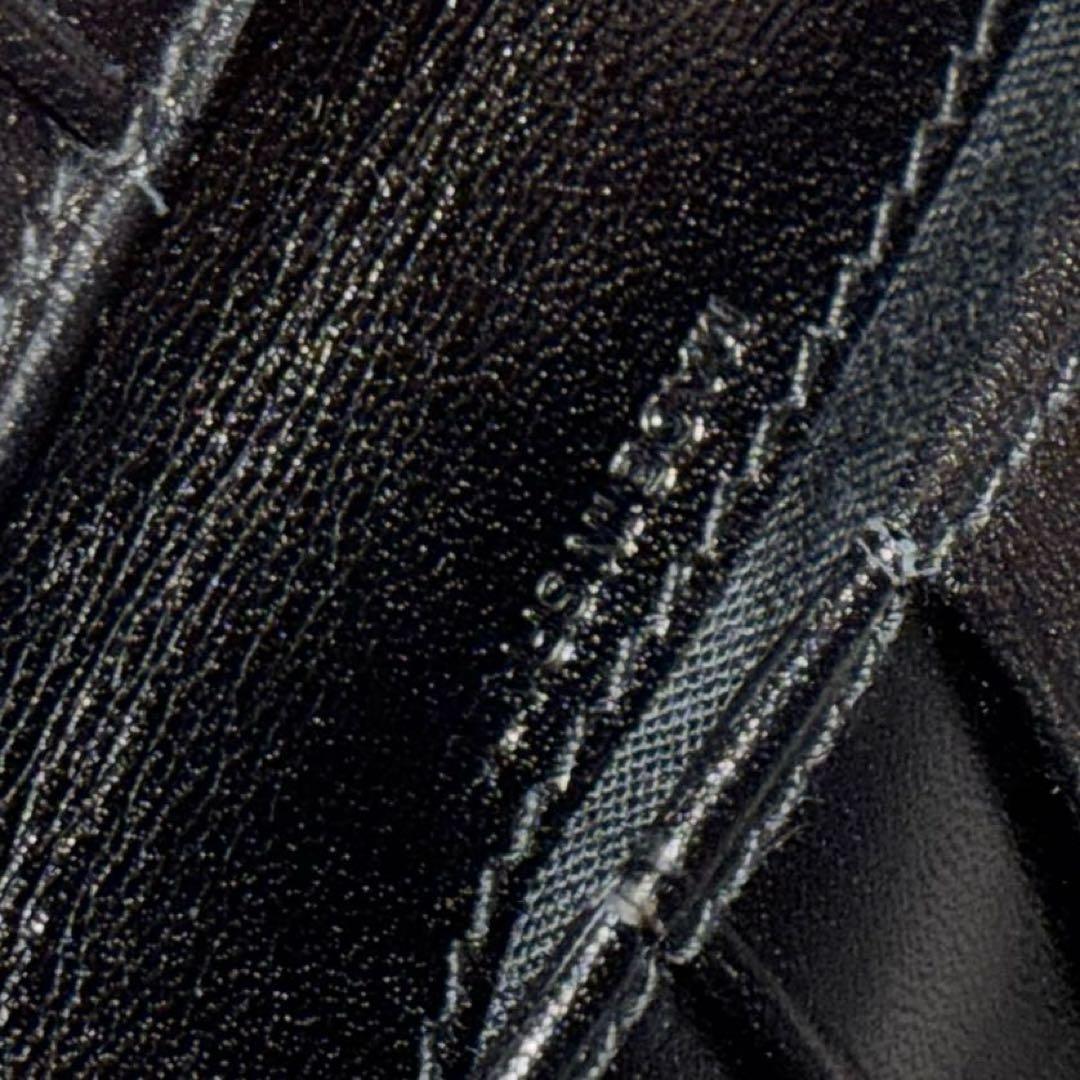 ⭐️新品未使用⭐️ Valentino Garavani 二つ折り財布　札入れ　黒