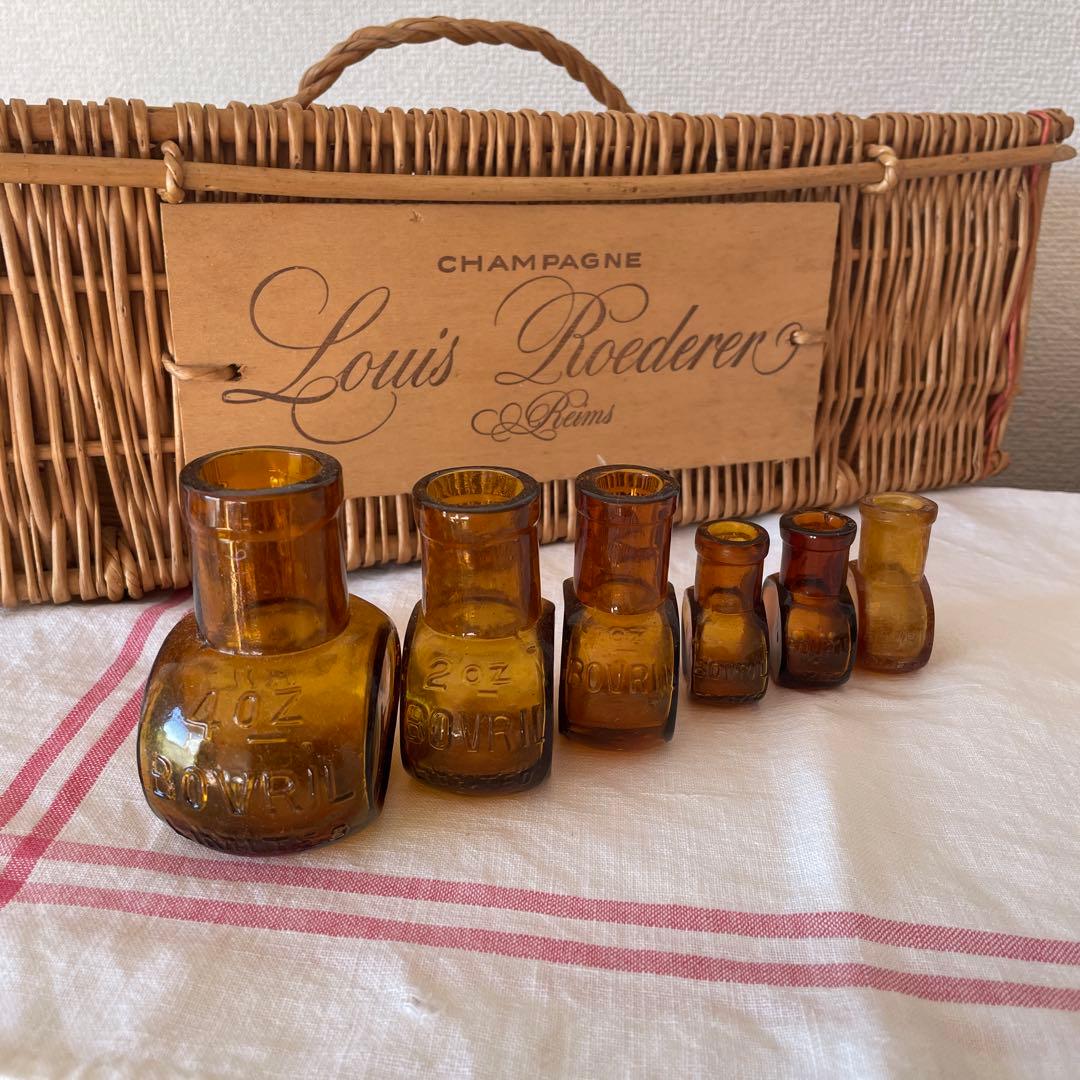 イギリスアンティーク　BOVRIL ボブリル　アンバー　ガラス瓶　ボトルセット