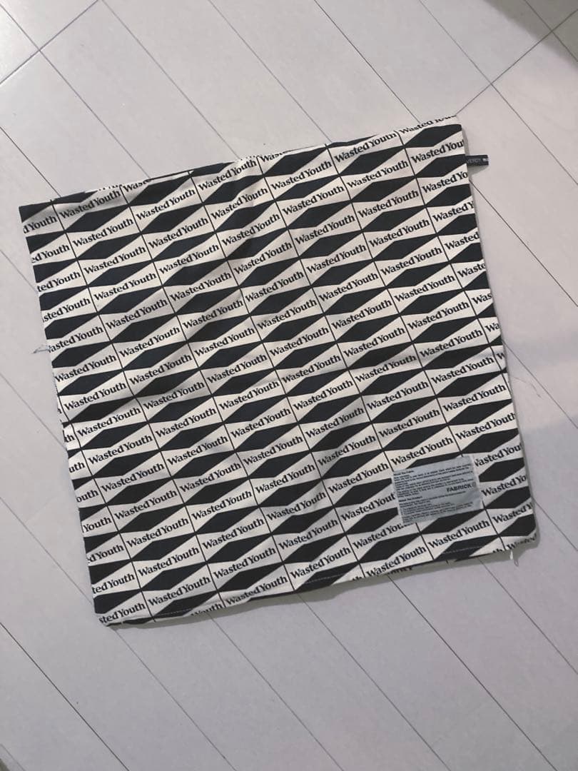 Wasted Youth  × fabrick VERDY クッションカバー