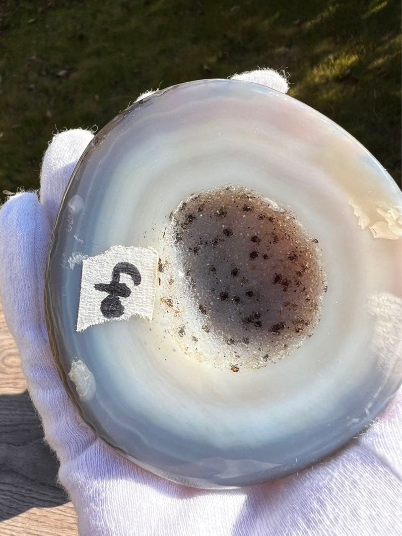 C10トレジャーメノウ 台付き 瑪瑙 風水 聚宝盆アゲート