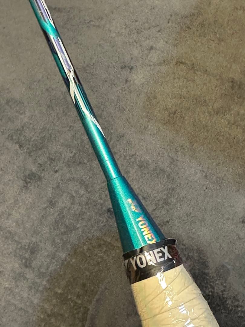 ラケット YONEX NANOFLARE700 4UG5