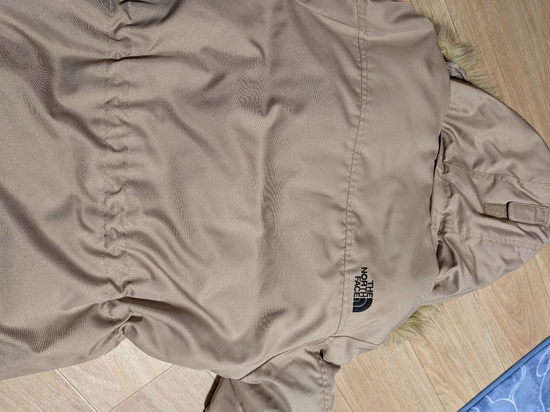 THE NORTH FACE ベージュ ダウンジャケットLサイズ