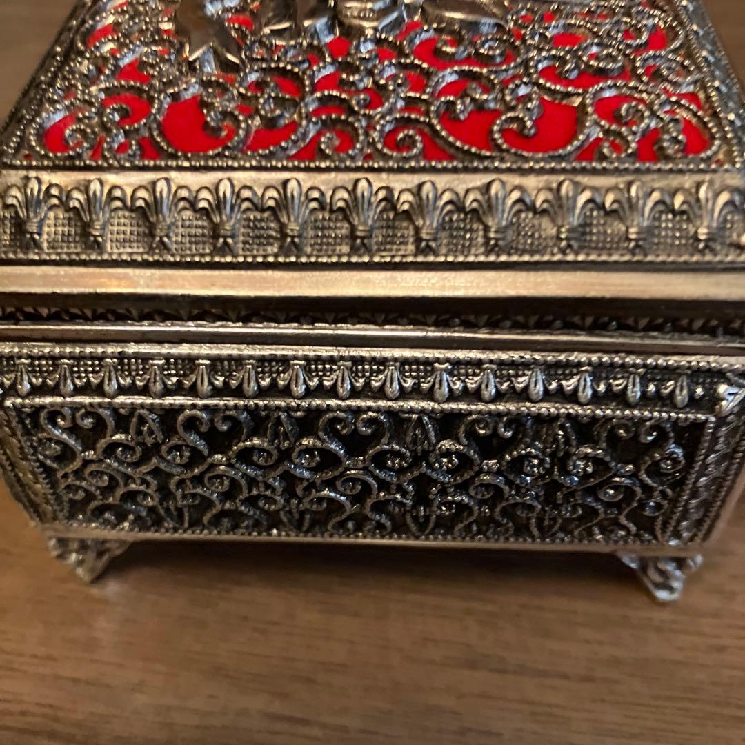 バラ柄 シルバー色 アクセサリーケース 小物入れ