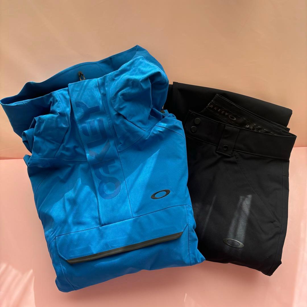 OAKLEY スノーウェア 上下